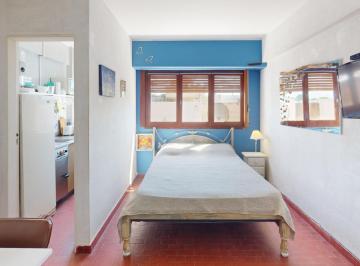 Departamento , Pinamar · Un Ambiente en Edificio Frente Al Mar