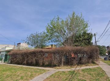Casa · 75m² · 3 Ambientes · 2 Cocheras · Casa en Venta 3 Ambientes