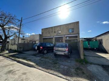 Depósito · 200m² · 2 Ambientes · Depósito en Venta - 1 Oficina 1 Baño - 300 m² - La Plata
