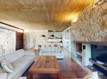 Casa · 287m² · 6 Ambientes · Casa en Venta - Residencial 1 Lote 42 de Costa Esmeralda - Super Oportunidad