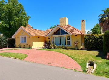 Casa · 174m² · 5 Ambientes · 2 Cocheras · Venta o Permuta Casa 5 Ambientes Campo Chico Country Club Pilar