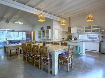 Casa de 5 ambientes, Costa Esmeralda · Venta Casa Costa Esmeralda - Gas Natural Calefacción Arbolada