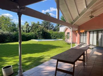 Casa · 211m² · 5 Ambientes · 3 Cocheras · Casa en Alq. Temporario en Highland Park Cc, Pilar, G. B. a. Zona Norte
