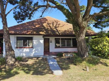 FLM-FLM-377_2 · Casa 3 Dorm.. | del Buen Orden Al 200