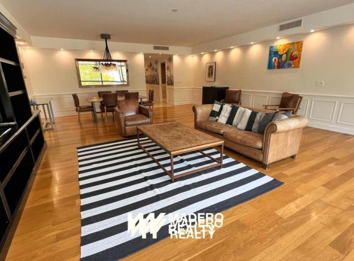 Departamento · 234m² · 4 Ambientes · 2 Cocheras