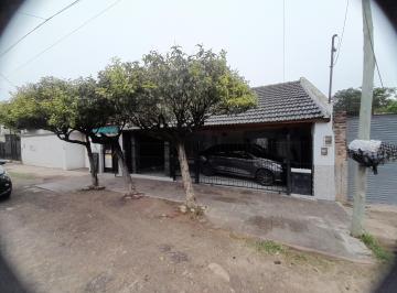 Casa de 5 ambientes, Merlo · Casa + Departamento + Local