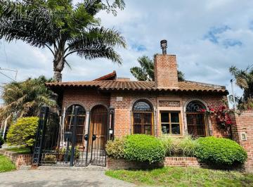 Casa · 170m² · 5 Ambientes · Importante Casa a La Venta Barrio 12 de Octubre