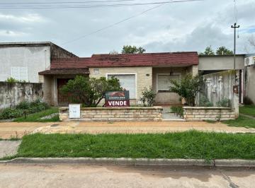 Casa · 120m² · 2 Dormitorios · 1 Cochera · Casa en Venta en Agustín Roca, Junín (B)