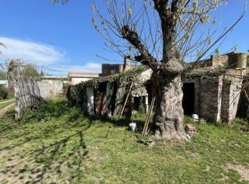 Casa , Loma Verde · Casa "A Reciclar", Calle Belgrano, Loma Verde, General Paz
