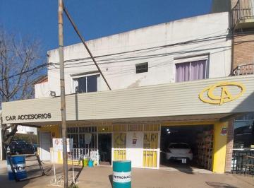Frente del Local · Local Comercial con Depto. en Venta