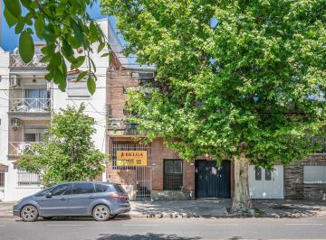 Casa · 231m² · 4 Ambientes · Casa a Refaccionar - Venta - Villa Urquiza