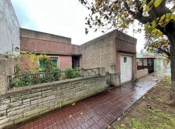 Casa de 3 ambientes, Mar del Plata · Casa Sobre Lote de 8,66 X 43.30 a Reciclar Oportunidad