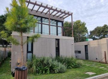 Casa · 74m² · 2 Ambientes · 2 Cocheras · Casa Venta Pinamar Norte Barrio Cerrado Berlin Woods 1 Dormitorio Tipo Loft