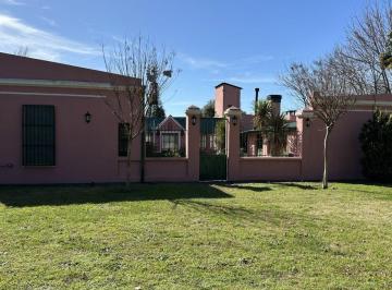 Campo de 7 ambientes, General Belgrano · Excelente Casaquinta, Sobre 5 Ha General Belgrano.