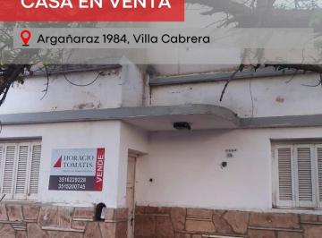 Casa · 80m² · 4 Ambientes · 1 Cochera · ¡Inversión Perfecta en Villa Cabrera! Casa a Remodelar con Gran Potencial