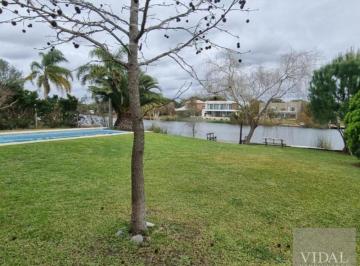 Casa · 200m² · 5 Ambientes · 3 Cocheras · Casa Venta o Alquiler San Isidro Labrador Villanueva Tigre