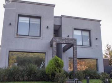 Casa · 720m² · 6 Ambientes · 2 Cocheras · Casa Venta Barrancas de Santa María
