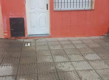Casa · 20m² · 1 Ambiente · Se Alquila Consultorio Odontologico Equipado en San Justo