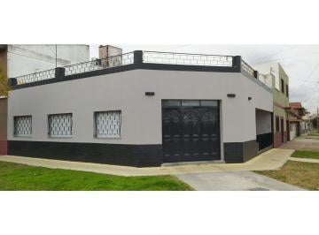 PH · 100m² · 4 Ambientes · 1 Cochera · Colombia 3300