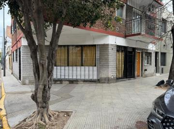 Local comercial · 22m² · Local en Esquina Excelente Ubicacion en Boedo