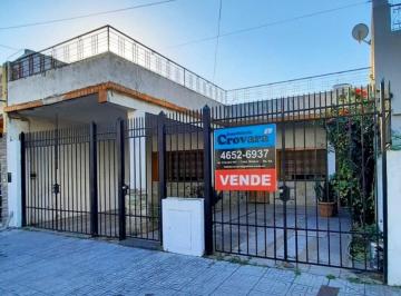 Casa de 5 ambientes, La Matanza · Venta Casa 3 Amb C/ Depto 3 Amb. y Fondo Libre