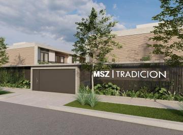 Casa · 128m² · 4 Ambientes · 1 Cochera · Casa 4 Ambientes. | de La Tradición 2275