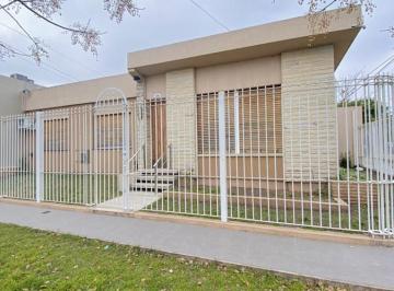Casa de 4 ambientes, La Plata · Casa en Venta - Tolosa