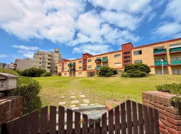 Departamento de 2 ambientes, Villa Gesell · Departamento en Planta Baja con Acceso Directo a La Playa