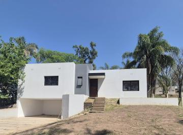 Casa · 931m² · 3 Dormitorios · 2 Cocheras · Casa en Country La Arboleda