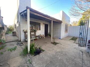 Casa · 78m² · 3 Ambientes · Casa Santo Tome Vende Raes Black