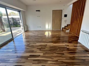 JRS-JRS-261_2 · Casa 3 Ambientes. | 25 Al 3700