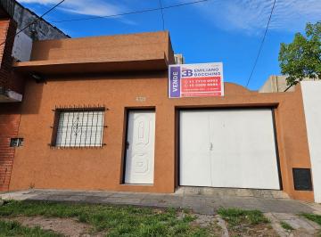 PH · 38m² · 2 Ambientes · 1 Cochera · Departamento PH 2 Ambientes en Venta en Martin Coronado, Oportunidad
