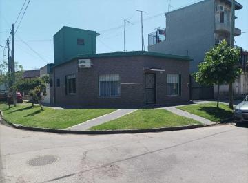 Casa · 80m² · 3 Ambientes · Casa en Venta Ubicado en Villa Loma Hermosa, Tres de Febrero, G. B. a. Zona Oeste