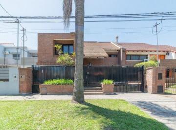 BCK-BCK-328_2 · Casa 4 Dorm.. | Hernandarias Al 300