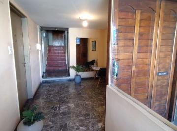 Departamento de 4 ambientes, Avellaneda · Semipiso a Reciclar Ideal Inversor