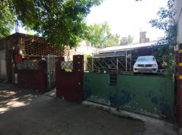 Casa · 160m² · 6 Ambientes · Casa en Caseros