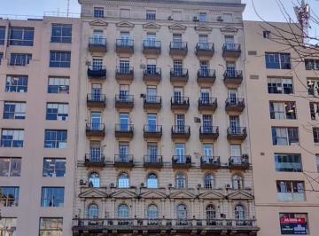 Departamento de 4 ambientes, San Nicolás · Oportunidad de Inversión en Departamento Historico Frente a La Plaza Roma