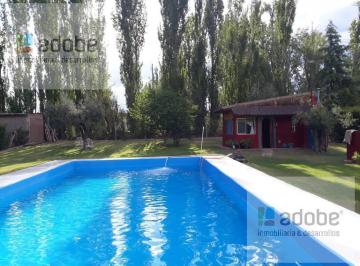 Terreno · 948m² · Terreno de 948 m² Esquina en Venta en Vistalba, con Frente a Calle Guardia Vieja