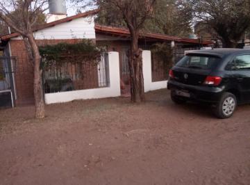 Casa · 187m² · 4 Ambientes · Vende Casa Quinta 3 Dorm. Toay, La Pampa