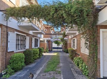 Departamento · 64m² · 2 Dormitorios · 1 Cochera · Departamento en Banfield Este
