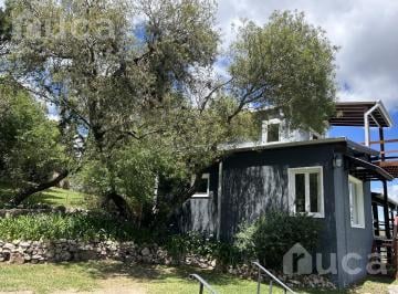 Casa · 4871m² · 5 Ambientes · 2 Cocheras · Importante Casa en La Cumbre