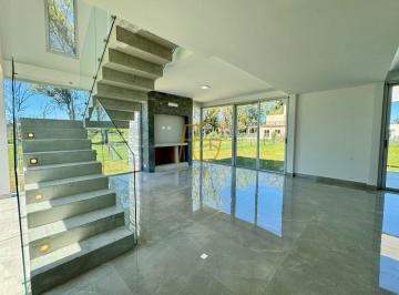 Casa · 152m² · 4 Ambientes · 2 Cocheras · Venta Casa Lagos de San Eliseo Canning