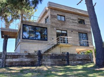 Casa de 5 ambientes, Pinamar · Casa a Estrenar 8 Personas Cerca del Mar Pinamar