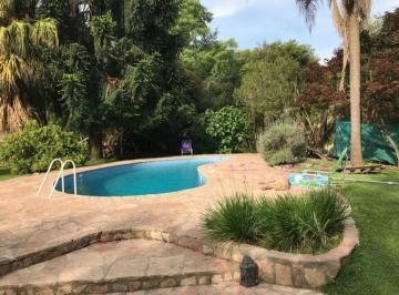 Quinta vacacional · 220m² · 7 Ambientes · 3 Cocheras · Quinta en Venta con Dos Casas en Moreno