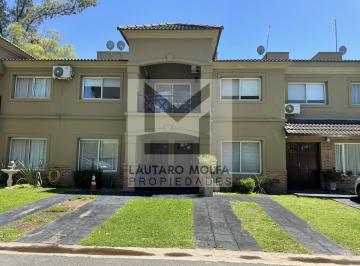 Casa · 137m² · 4 Ambientes · 1 Cochera · Duplex Apto Credito en Venta Altos del Sol