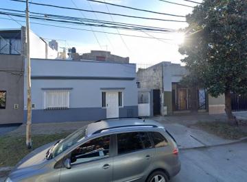Bodega-Galpón · 105m² · Venta Galpón de 105 m² Cub en Caseros