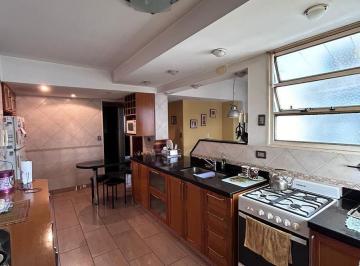 Departamento · 120m² · 5 Ambientes · 1 Cochera · Imperdible Oportunidad - 5 Ambientes C/ Cochera Fija Cubierta y Balcon Doble - Refaccionado - Boedo