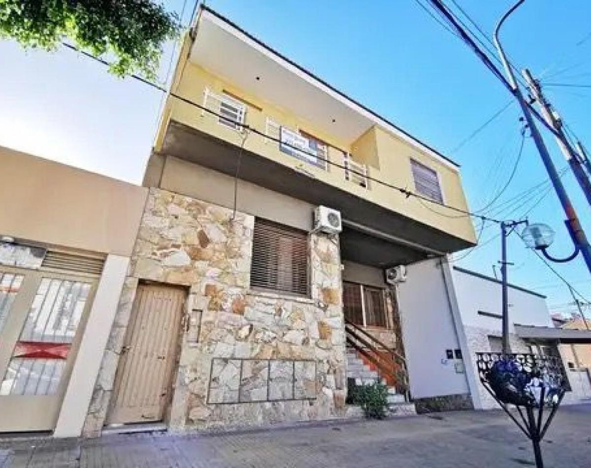 28 Y 34 LA PLA, La Plata, Buenos Aires, Argentina.