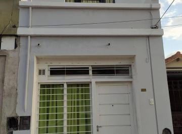 Casa · 67m² · 4 Ambientes · Apto Bancor - Venta Casa 2 Dorm. Barrio San Martín Anexo