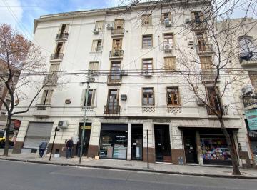 Departamento · 78m² · 4 Ambientes · Muy Luminoso 4 Ambientes con Dependencia en Edificio Antiguo de Categoría!